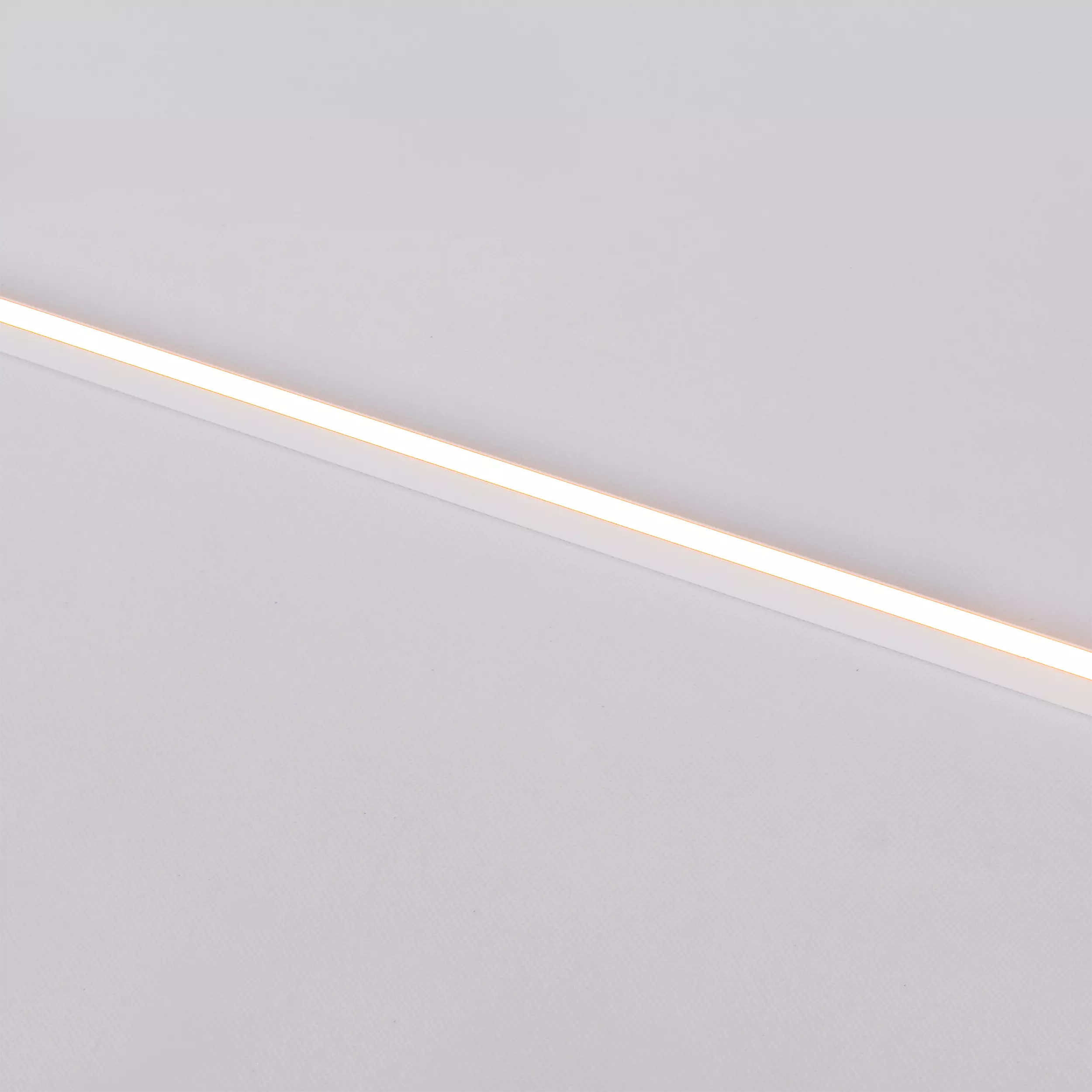 Kinkiet Chloe 1xLED biały IP44 WL0107-WH (3)